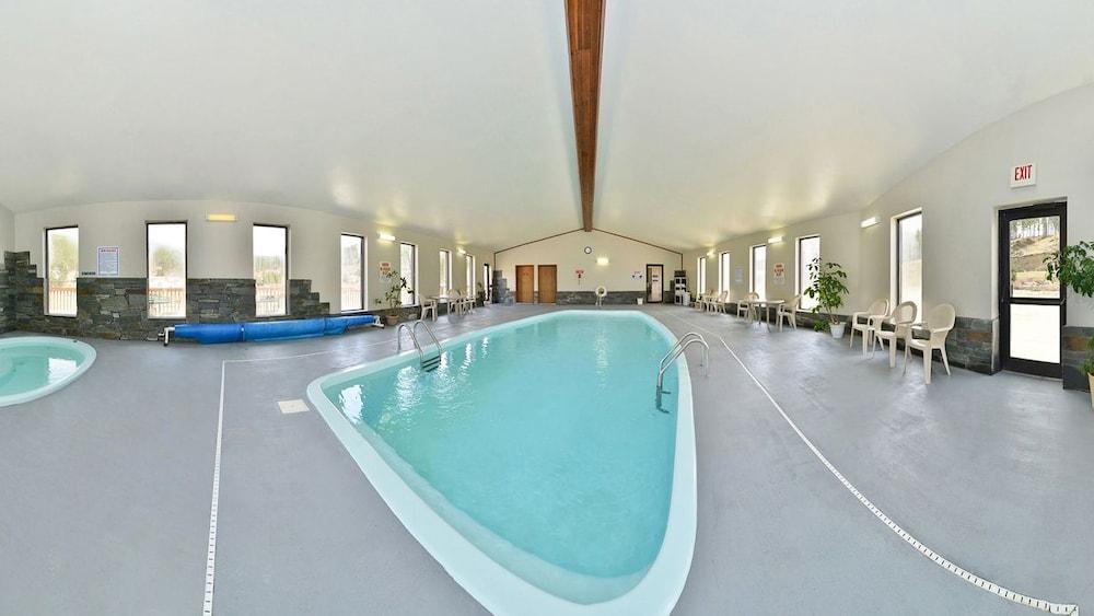 Everspring Inn & Suites Hill City Eksteriør bilde
