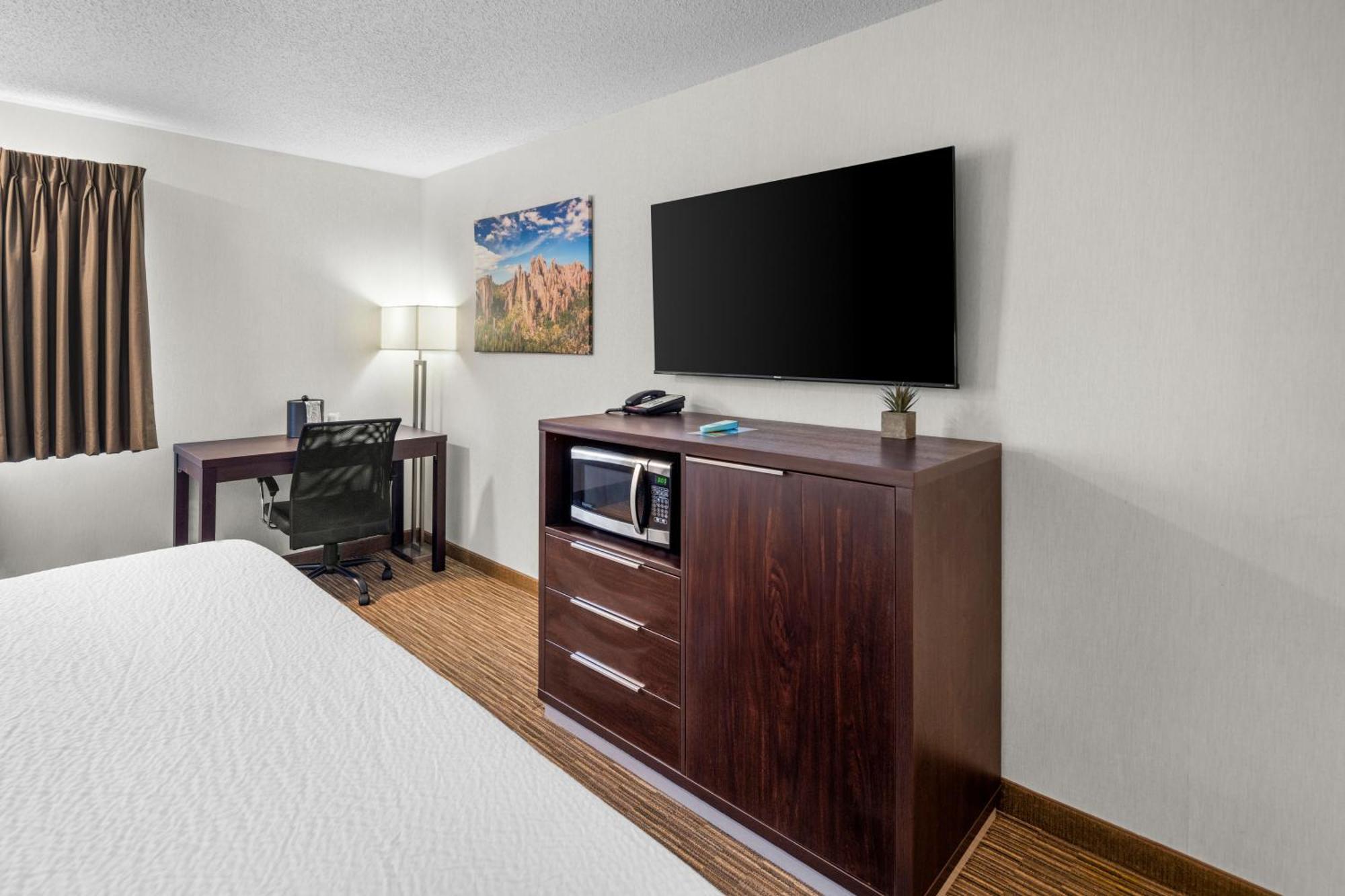 Everspring Inn & Suites Hill City Eksteriør bilde